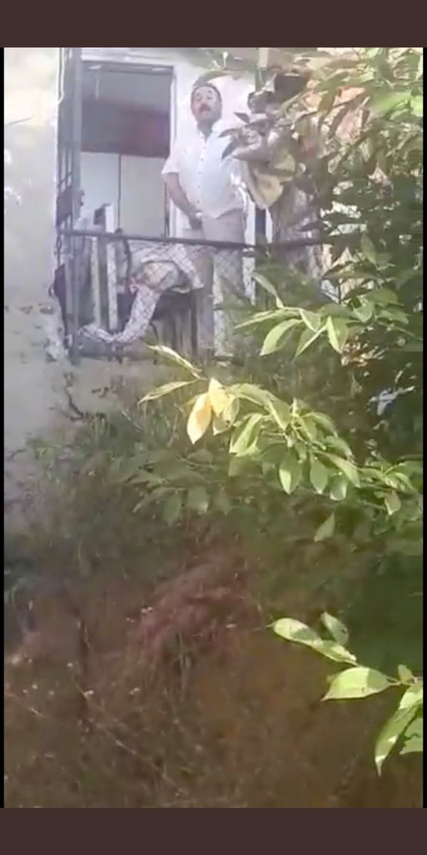 Tecavüz ve ölümle tehdit edilen bir anne.
Sessiz kalmayın Gökçe'nin sesi olun!

#FuatOcakTutuklansın