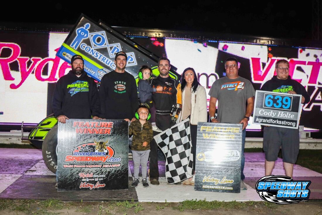 . <a href="/PierceRacing2a/">Austin Pierce Racing</a> cruised to his 7th win of the season last night at @raceRiverCities and the 34th of his career! 

📸<a href="/speedwayshots/">Mike Spieker</a>