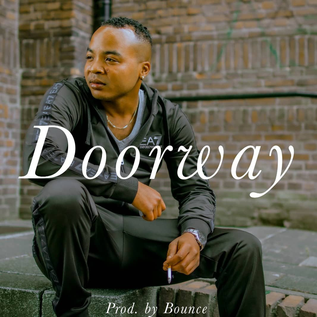 Rasoam is al een tijdje bezig met muziek. Deze opkomende artiest heeft onlangs zijn debuut single "Doorway" uitgebracht. De track is geproduceerd door Bounce. Houd deze Haagse artiesten in de gaten!

youtu.be/EA8OMW8nQoI
<a href="/FunX/">FunX</a>  <a href="/funxrotterdam/">FunX Rotterdam</a> <a href="/funxutrecht/">FunX Utrecht</a>