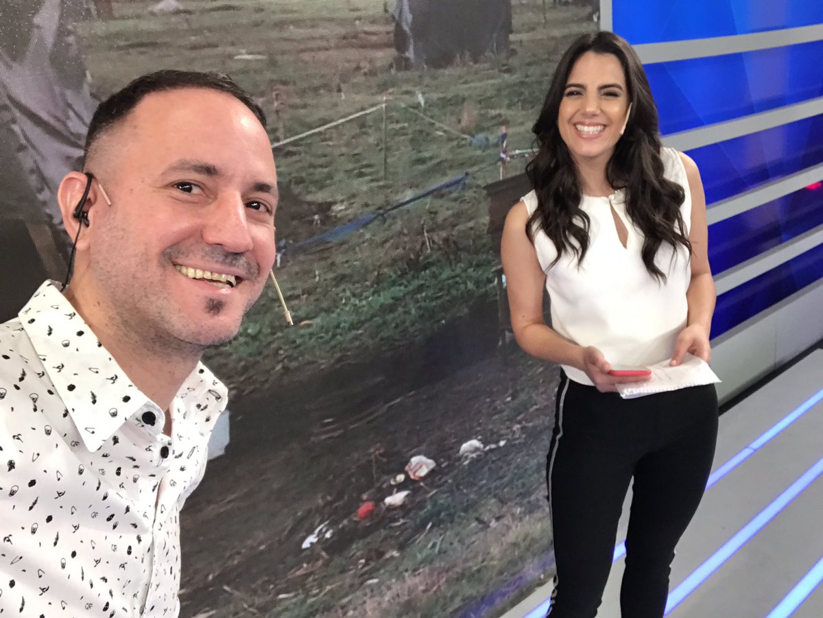 egodoyvallejos's tweet photo. Acompáñanos hasta las 18 en #NoticiasSábado con @MAmiraHidalgo @hfrasco1 @VaninaBabajano y gran equipo https://t.co/XmKJGSlB2x