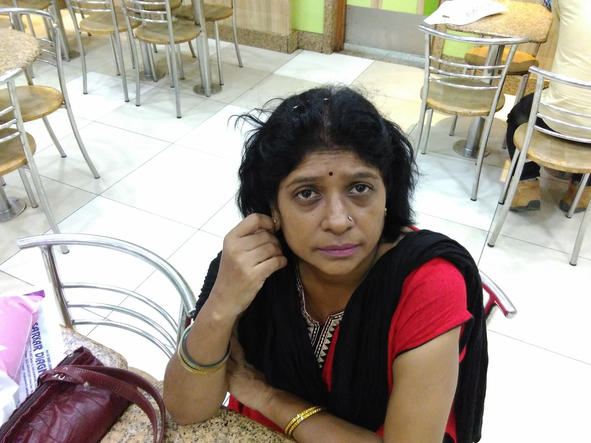 When I reached home (Lucknow) about 24 hours later, her appearance as she came to open the gate shocked me to my core. She had lost about 20 kg weight in about 3 months from the last time I had come home. (6/n)