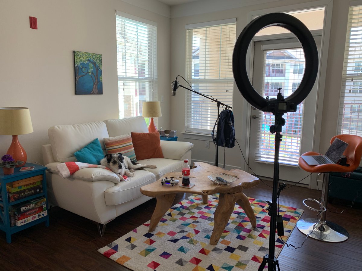 FindingTh3Beat's tweet photo. I'm trying to create my first YouTube video today! It took a bit of trial and error, but I think I have my desired setup. Now time to actually record! After my AC turns off...#VIDEOS #YouTube https://t.co/DGSBJMZ391