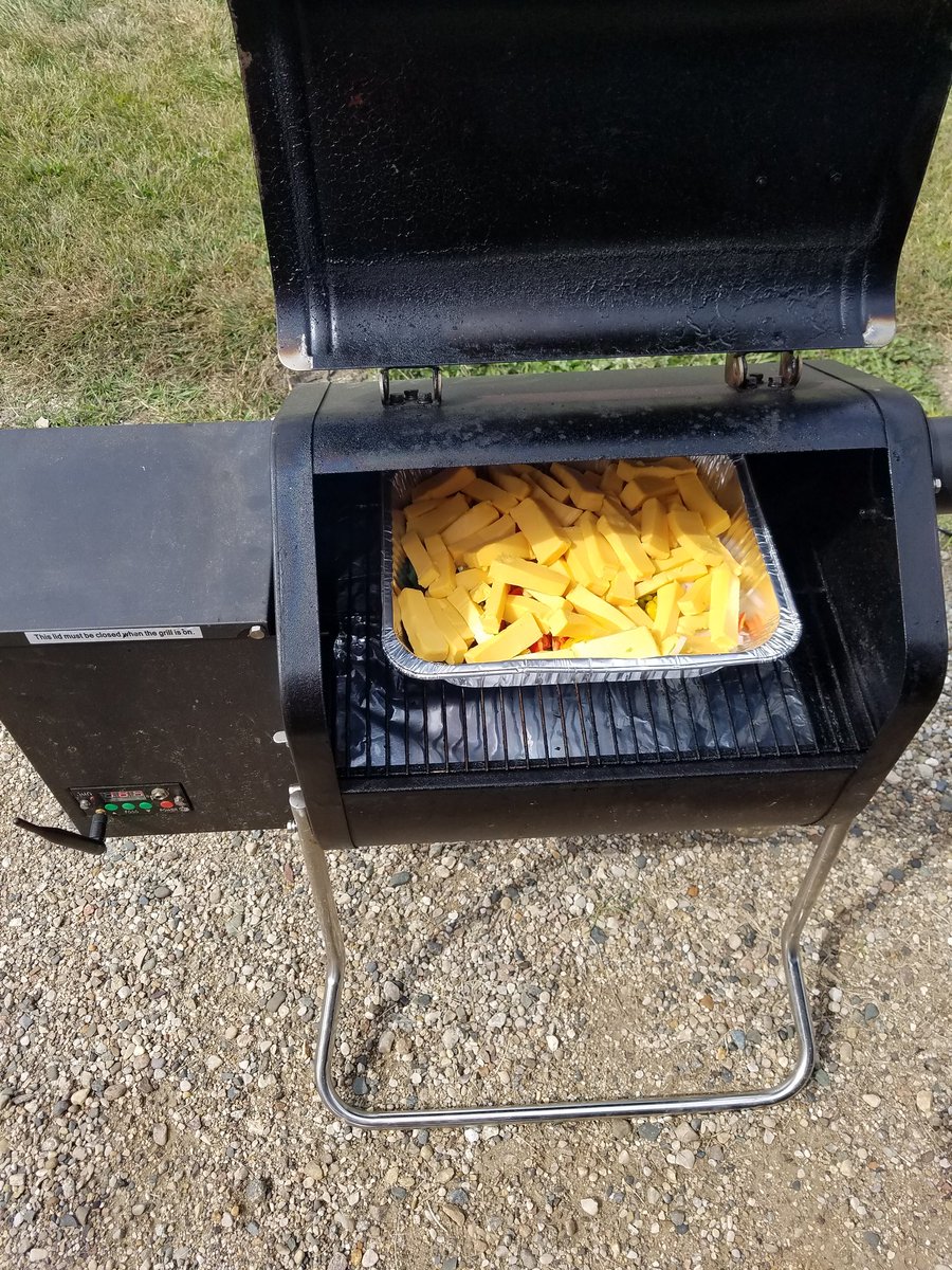 OutPacerueben's tweet photo. First attempt at smoked queso on the @GMGrills from @advantage_rv #rollingsmoke https://t.co/xGyOpaVE3v