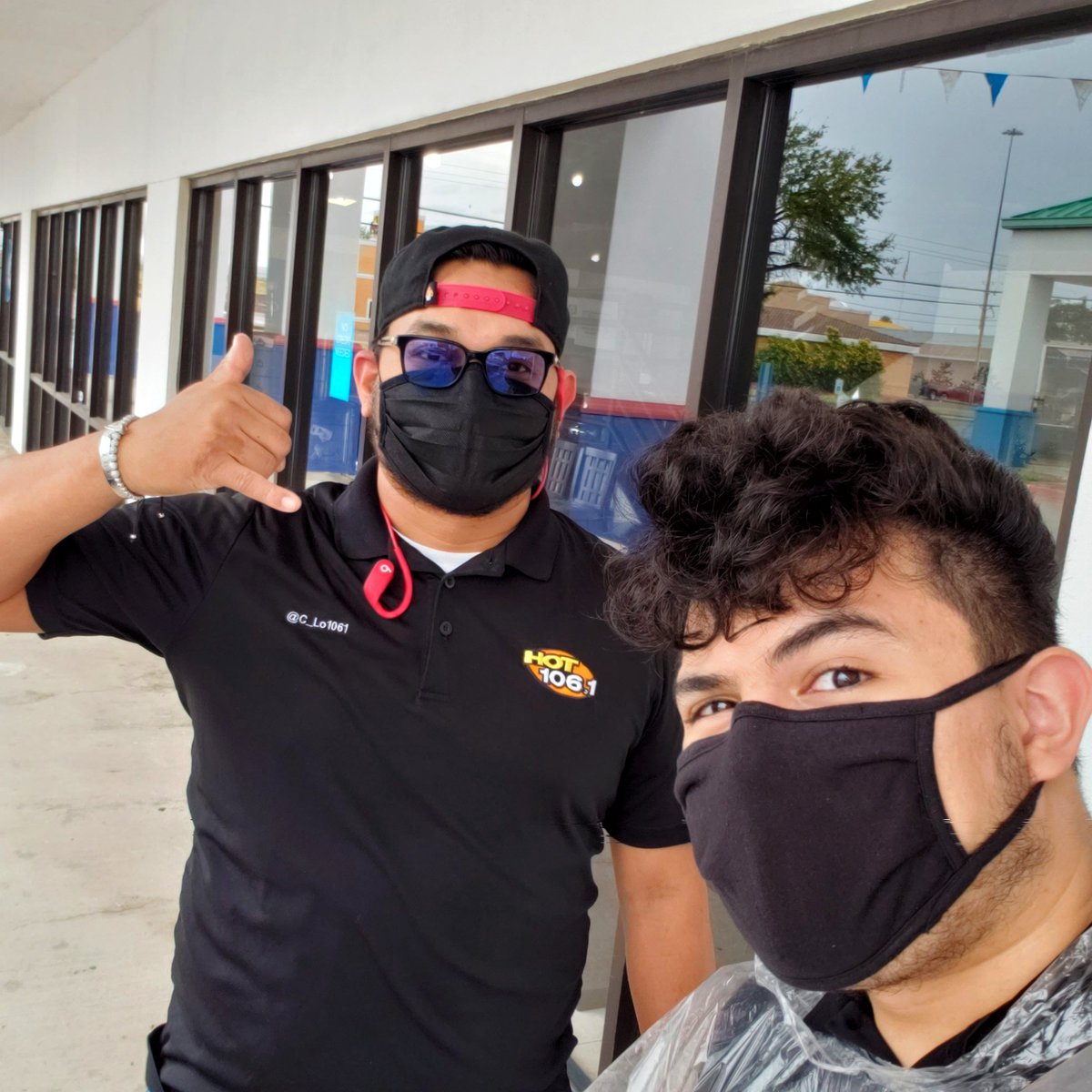 VanishAirwaves's tweet photo. We wylin at TX Fine Furniture at 4610 San Bernardo!!! Caile Caile Caile!!!
#Cailex3 #LaborDayWeekend #106DaysOfSummer #IAmHot1061 https://t.co/6NIniVTiyg