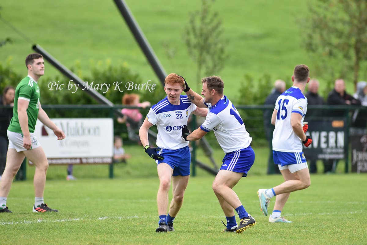 MKBurke1's tweet photo. I had to go and ask who the wee 22 was after the game.  I won't need to ask again. 
Oisin Mullan wins the day for @BallinderryGAC in the second period of extra time in the #DerrySFC and gets a pat on the head for his efforts. https://t.co/YGBzolOaTM