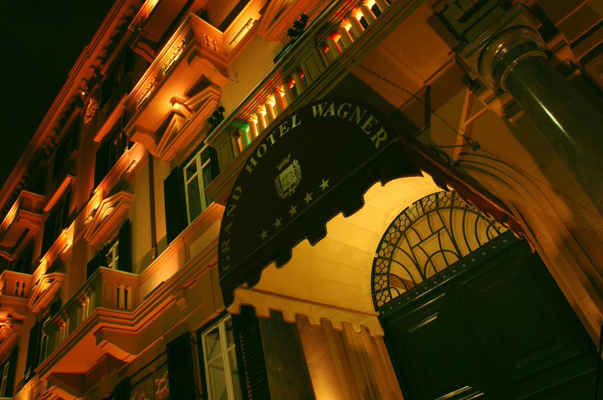 italyhotelstv's tweet photo. Grand Hotel Wagner - Palermo😀
https://t.co/wPSiEXJZ0s👍
*
*
#mp_traveldestination #mp_italyok #mp_italyok_sicily #mp_italyok_sicily_palermo #palermo #palermoitaly #sicilia #igerspalermo #italy #sicily #panormus #aroundpalermo #palermocity #palermobella #palermosicily #a #bhfyp✴️ https://t.co/MiPR06n9U1