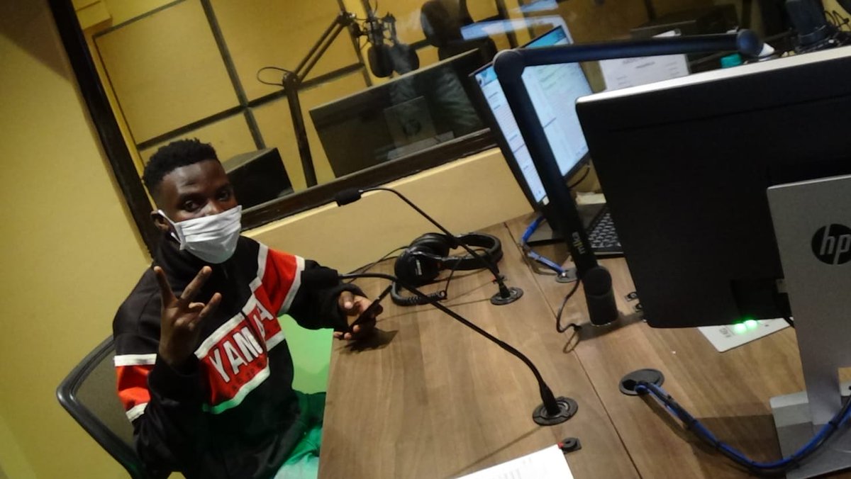 Ruxga2's tweet photo. Gang🚀🚀
Hoje passei da Rádio Miramar. As músicas tocadas podem encontrar aqui:👇🏾👇🏾👇🏾
https://t.co/q9VyW6LBWa https://t.co/IilxrsGQ2g