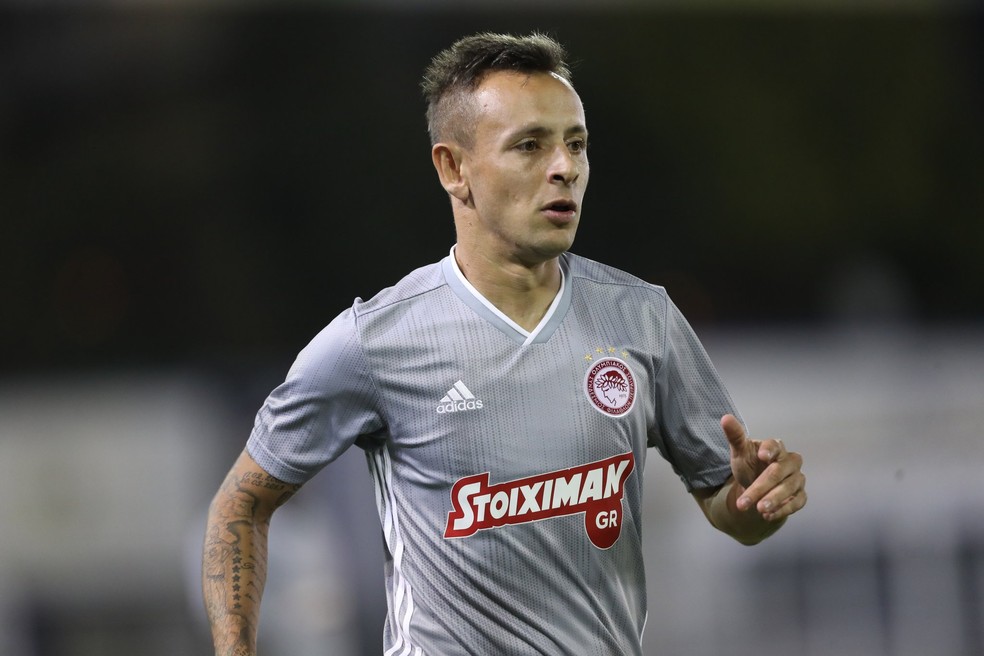 geglobo's tweet photo. Rafinha estreia no Olympiacos com derrota em amistoso contra Atromitos https://t.co/PlYa7Mx6z3 https://t.co/ErfYOyZCqC