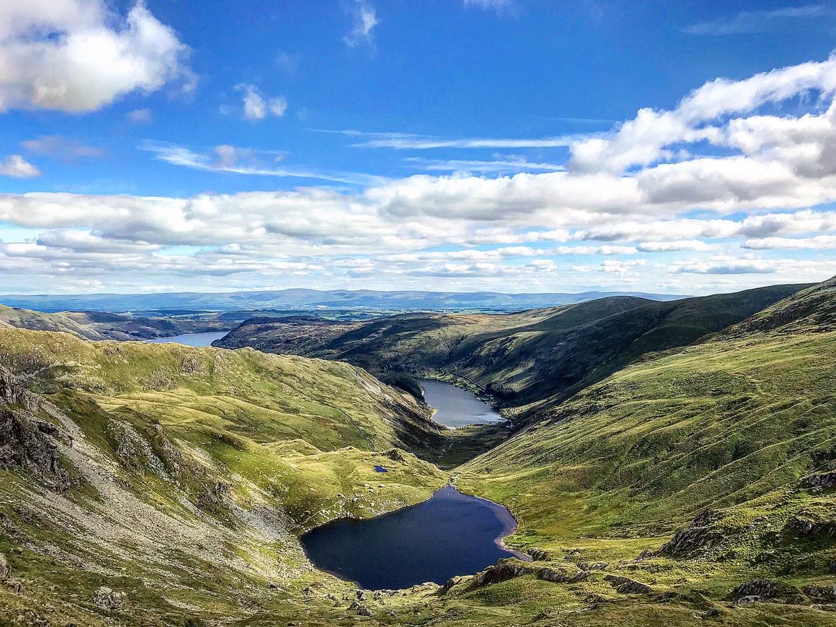 DJSibbald's tweet photo. Looking back to a cracking BH Monday spent on the Kentmere Round. 22km, 8 Wainwrightβs, 1169m ascent.
#wainwrights #LakeDistrict #kentmere #hiking #Cumbria #Haweswater #smallwater #hikingadventures #decentstats https://t.co/yVeD7F6y6j