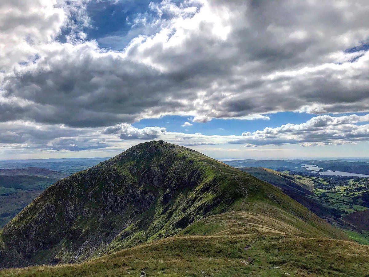 DJSibbald's tweet photo. Looking back to a cracking BH Monday spent on the Kentmere Round. 22km, 8 Wainwrightβs, 1169m ascent.
#wainwrights #LakeDistrict #kentmere #hiking #Cumbria #Haweswater #smallwater #hikingadventures #decentstats https://t.co/yVeD7F6y6j