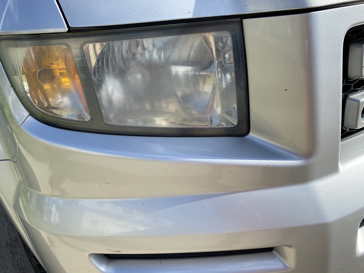 FireChiefReid's tweet photo. Getting the old truck ready before my daughter turns 16! 

Dad trick of the day - use toothpaste to clean oxidation off of plastic headlight covers!

Pic 1: before 
Pic 2: after 

#SafeDaughter https://t.co/1WHvYXokGy