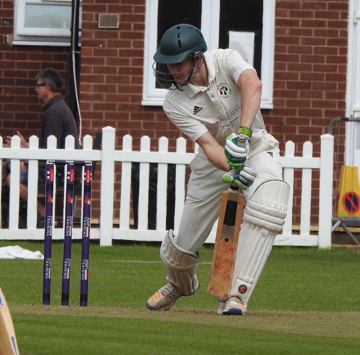 NeilDuggan80's tweet photo. Quick fire 70 from Gussy this afternoon (Dusty working) in an away win at Bromsgrove. #biffit https://t.co/6UhxezPer7