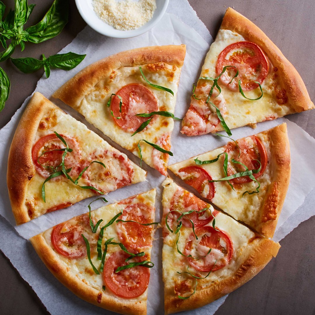 calpizzakitchen's tweet photo. Happy #NationalCheesePizzaDay! Level up by celebrating with our 5 Cheese + Fresh Tomato Pizza 😍🍕 https://t.co/xpbb6GWF2J