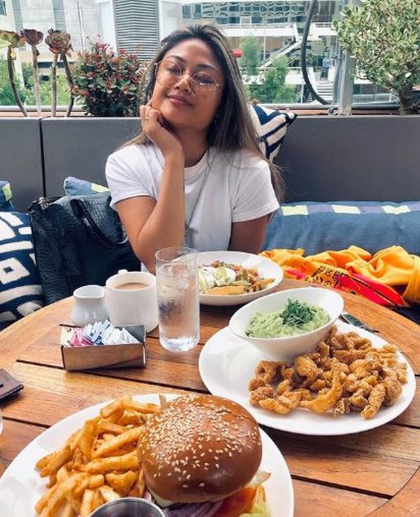 hotel_republic's tweet photo. Calories don't count on vacation! Make the most of the long weekend at #HotelRepublic 
📸: @jonaiodos https://t.co/Td5Yr3u4Lz