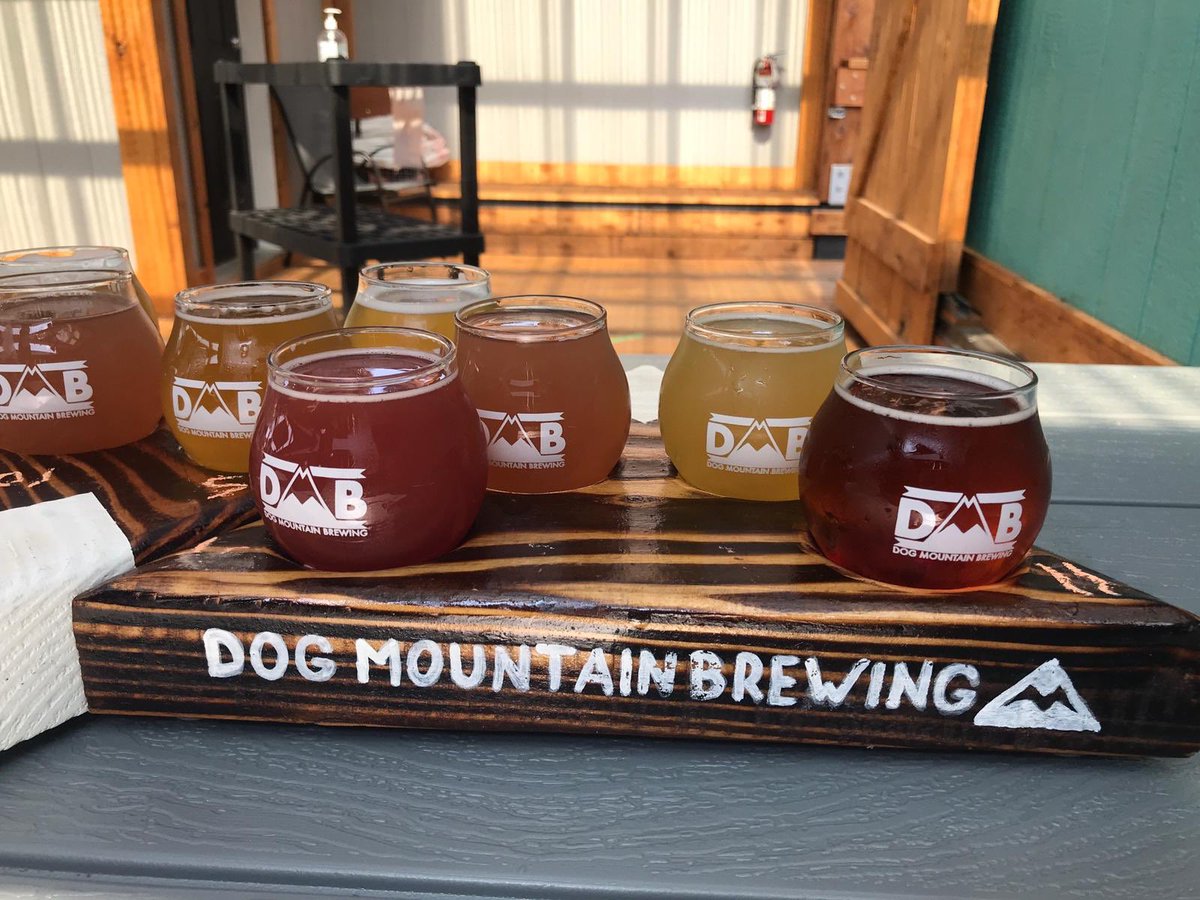 craftbrewjester's tweet photo. Brewstop #45 of 2020 #dogMountainBrewing fantastic everything , patio ,beer,food,swag all the things #FirstTimersClub #brewquest2020 https://t.co/fYVxjFKjQi