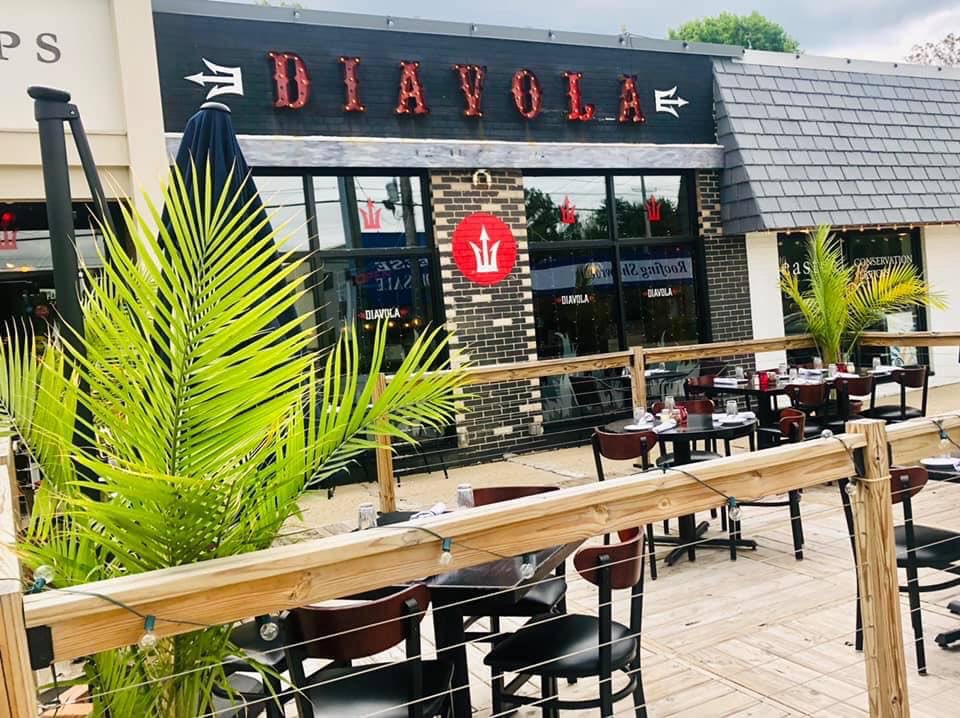 DevourIndy's tweet photo. GIVEAWAY: Win a $50 Diavola Gift Card!

Rules:
1. Retweet this post.
2. Must be following @DevourIndy 

Giveaway will end tomorrow at 8PM and the winner will be contacted directly. https://t.co/5pG0G7FPd0