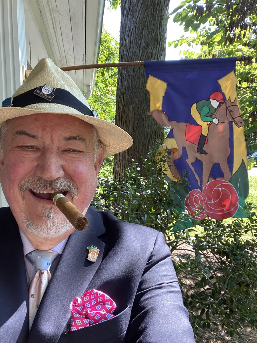 ckmillerjr's tweet image. Kentucky Derby 146 - 2020 COVID Style...My 50th Derby...at home in St Louis. #KentuckyDerby #Derby2020 #My50thDerby