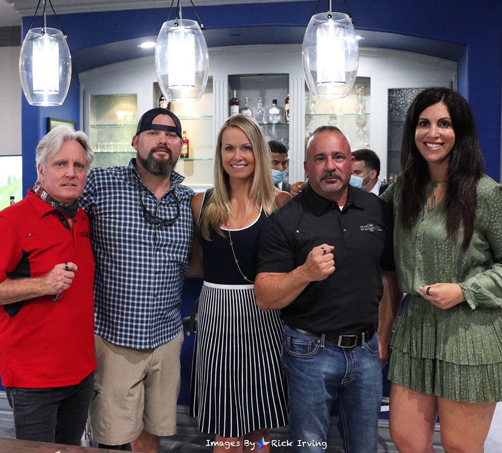 AshleySchickTX's tweet photo. September is Suicide Awareness Month. Thankful for things to be getting somewhat back to “normal” &amp; had a wonderful event this past week raising money for @022KILL. Incredible organization helping Veterans &amp; First Responders in need. 🇺🇸 #Veterans #SuicideAwareness #22KILL https://t.co/S1GPCiggvA
