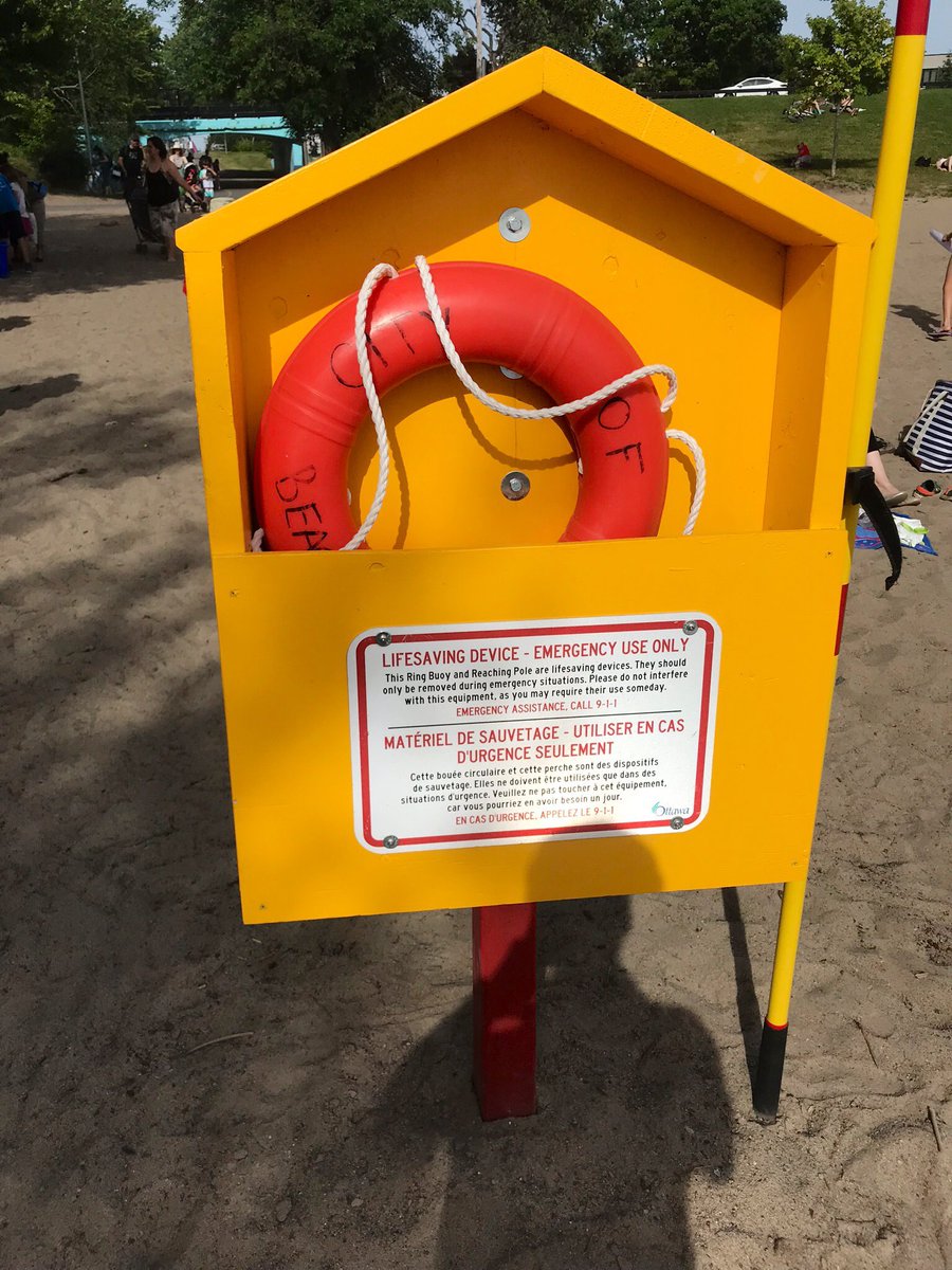 nodrowningott's tweet photo. ⚠️Une bouée volée, une vie volée
~
⛑Plusieurs plages fournissent d'équipements de sauvetage accessibles au public
~
En cas d'urgence
👁Vérifiez le danger
☎️Appelez le 9-1-1 
🚨Localisez le dispositif de sauvetage
👉Parler, lancer, atteindre, patauger
🙏Retourner le dispositif https://t.co/NqoEnKZtDK