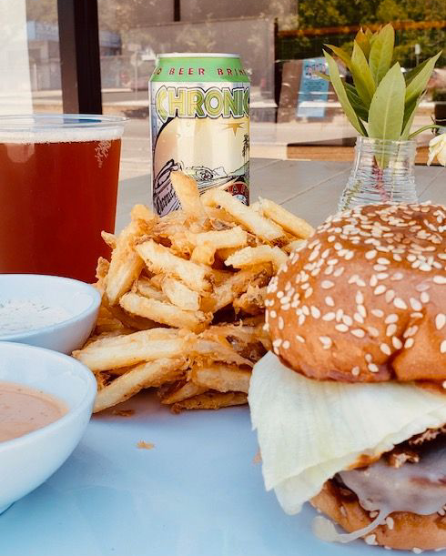 Pub1954's tweet photo. What’s @herberalles having for lunch today? Check out our Instagram: https://t.co/EwRf1Y9Wg8 
Order takeout or delivery Thursday - Monday, 12pm - 8pm, or join us for al fresco patio dining Friday - Sunday.
#EagleRock  #SaturnCafe https://t.co/oIJv5aaVpA