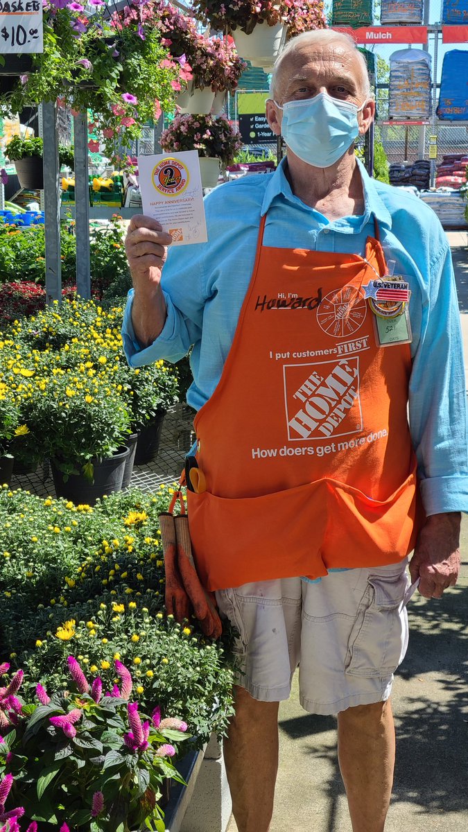 Congrats on two years with Home Depot Howard.  Thank you for always taking care of our customers and being a great support in garden. <a href="/lou_nally/">Lou Anne Nally</a> <a href="/tg89w6/">Tim Graley</a> @thd_young <a href="/4802Dave/">Dave 4802 OASM</a>