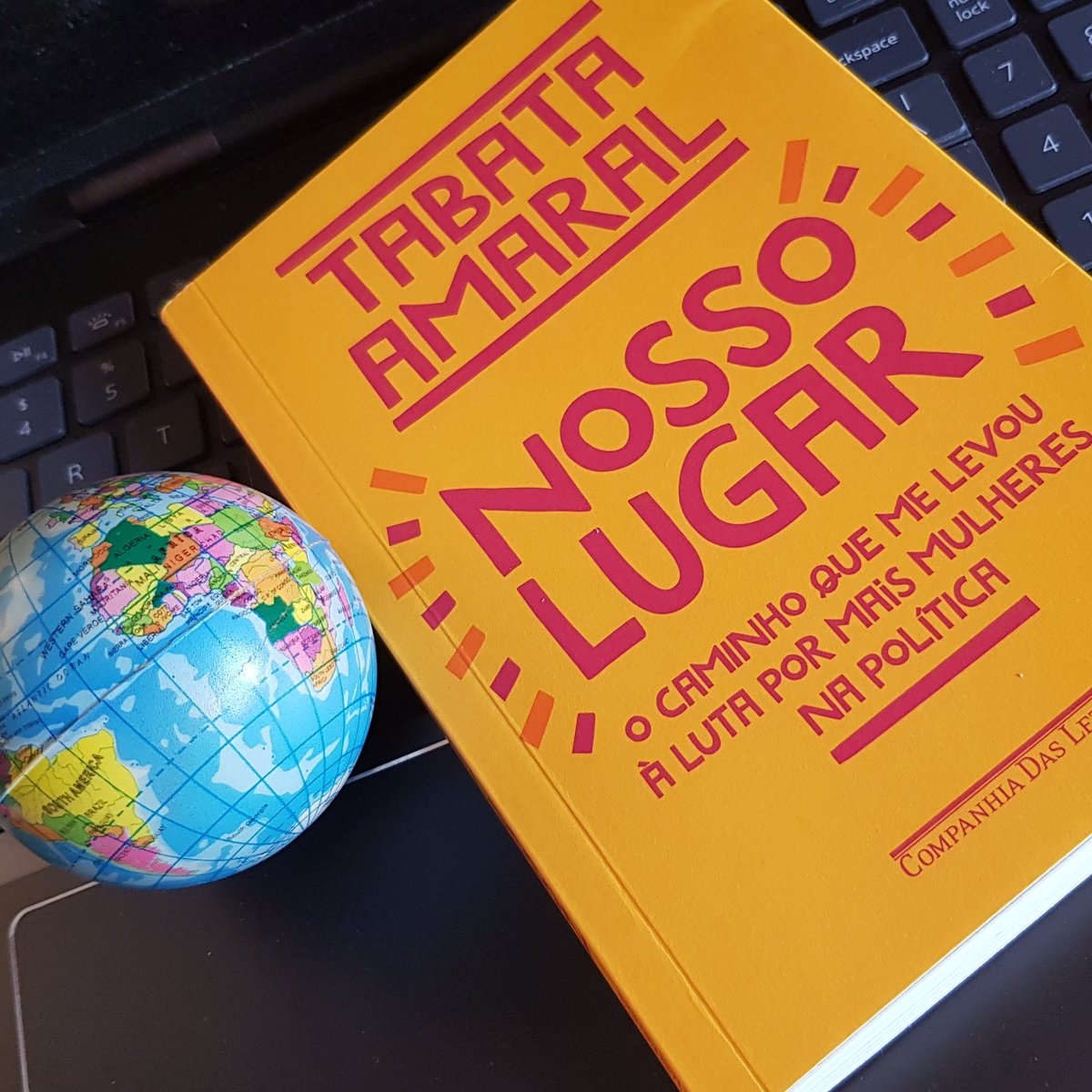 ievblog's tweet photo. Leitura recomendada.
No I&V promovo as experiências no exterior pelo o que elas trouxeram para mim @homerocarmona
.
A história da @tabataamaralsp reforça o poder da educação e do intercâmbio.
.
Ler é outra forma de viajar, viaje!
#nossolugar #intercâmbio #leréoutraformadeviajarl https://t.co/7wJ7hLbD40