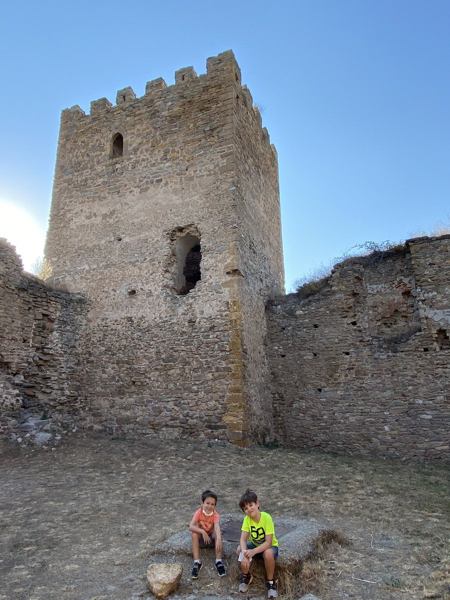 Pedro_Marina's tweet photo. La última antes del cole... #excursionesdeverano #soriamagica #repitiendoydescubriendo #rutadelasicnitas #bretun #yanguas #magaña https://t.co/qM5KJRPQb6