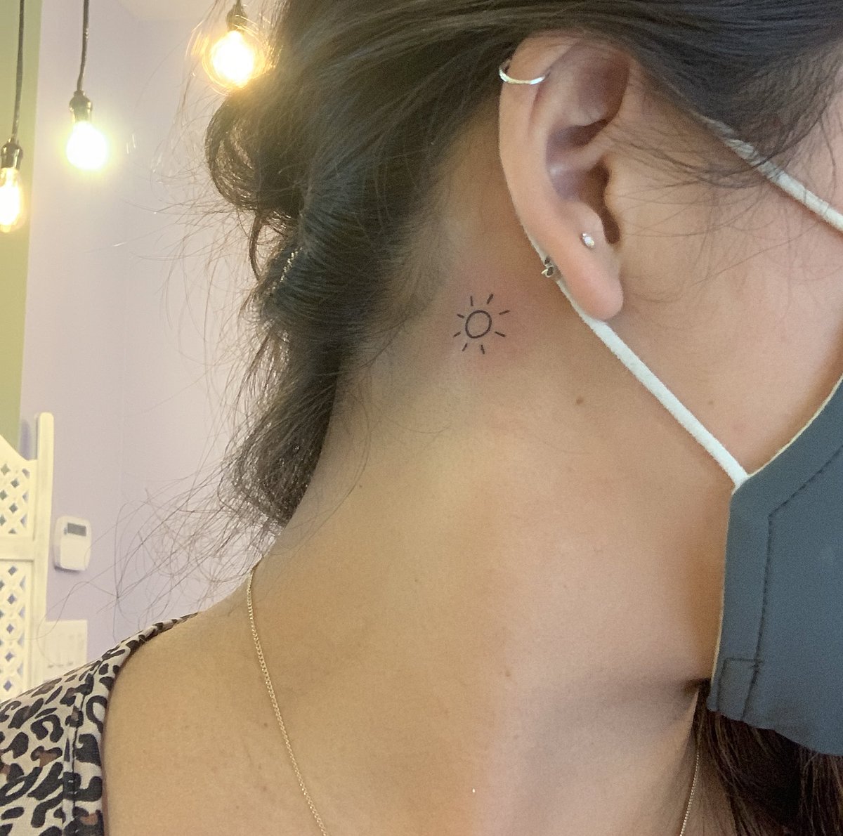 isabeees's tweet photo. got some tiny tats today!!! 🌱 ☀️ #tinytat https://t.co/d1fo8kBWQA