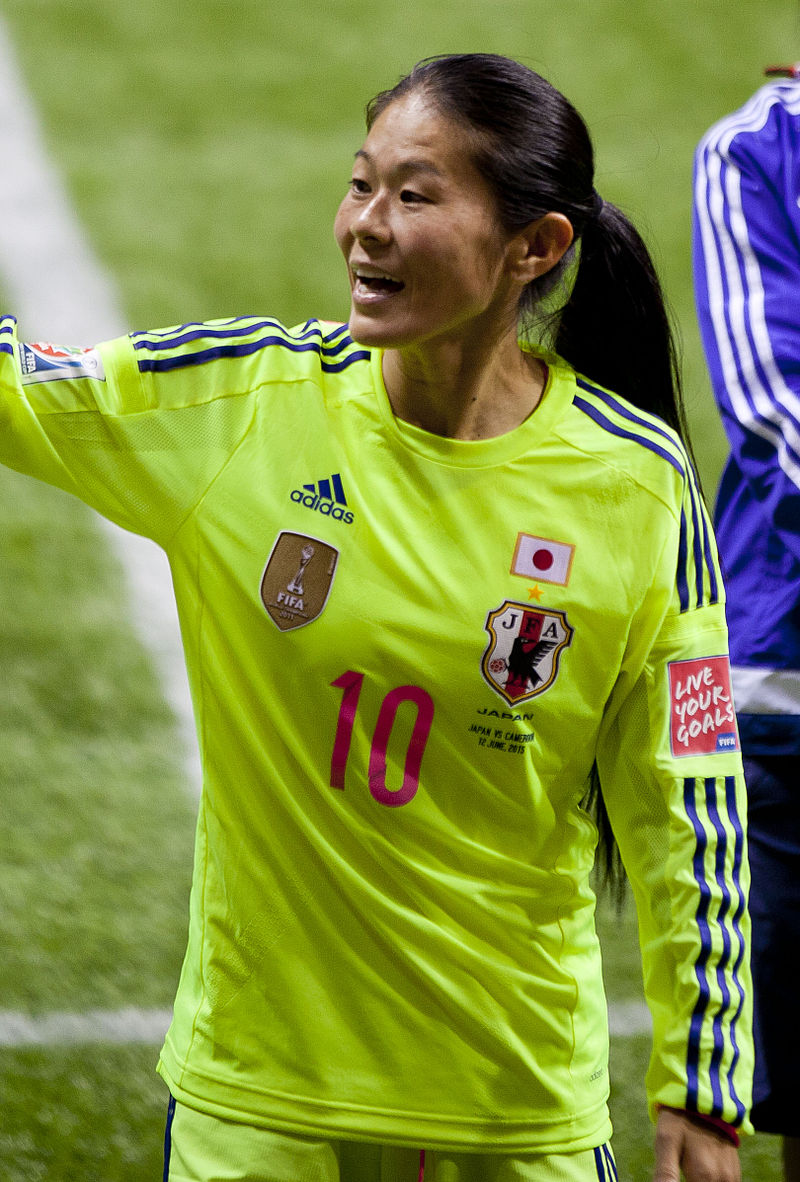 teruterukenken's tweet photo. #HappyBirthday! #澤穂希 さん お #誕生日 おめでとうございます!#HomareSawa #FIFA最優秀選手賞 #女子サッカー選手 ⚽#サッカー選手 EXCLUSIVE - Japan legend #Homare #Sawa https://t.co/2SDj1lEt52 #professionalfootballplayer #footballplayer #FIFAWorldPlayeroftheYear #東京都府中市 https://t.co/uqPWRCmiwY
