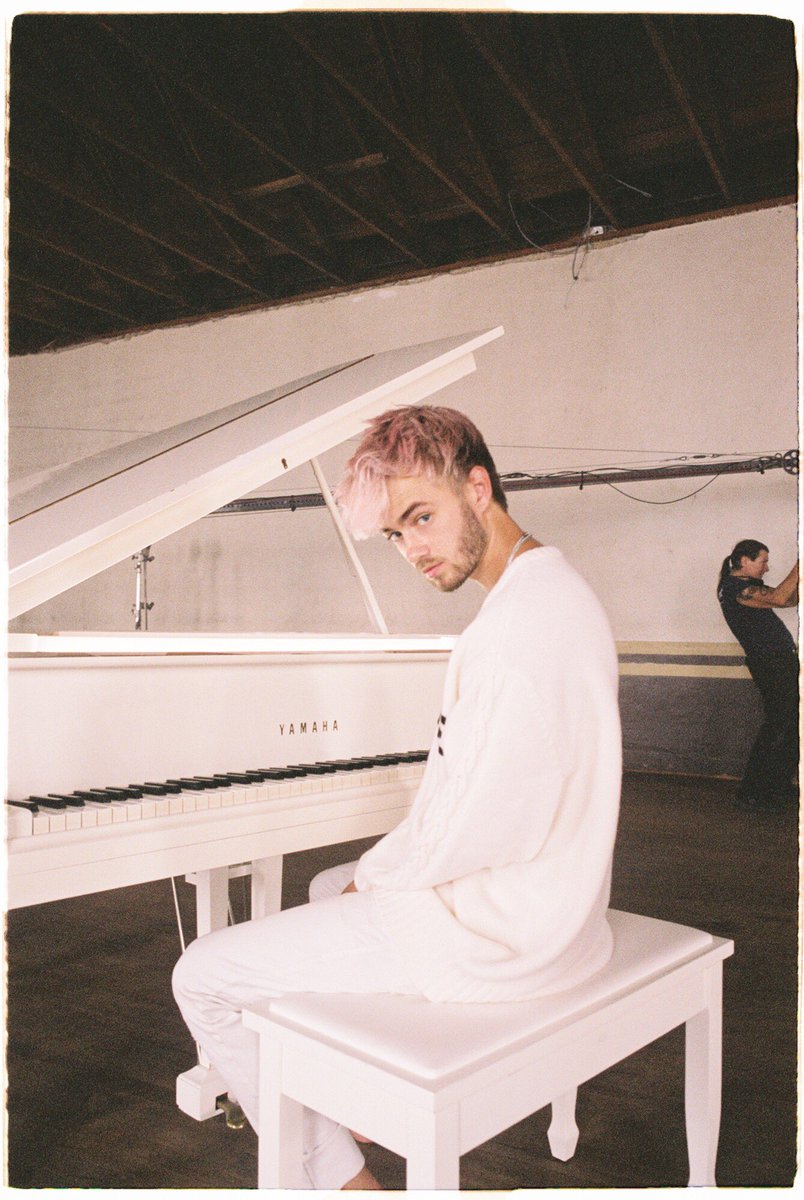 JVCKJ's tweet photo. YOU LIE on film 📸 https://t.co/zqr4HBvZ4c