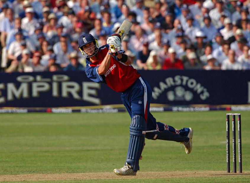 Even before KP became famous worldwide, he was playing stunning innings in ODI Cricket.His 91 (65) vs Australia  at Bristol in 2005 was just stupendous.As Bob Willis put it "Shades of Vivian Richards"