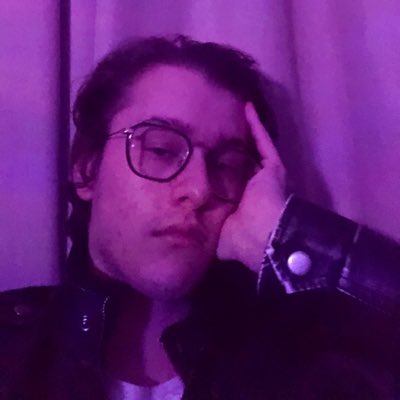 Enzow17's tweet image. Já achei q tava na  hora de mudar #NovaFotoDoPerfil #LGBTQnaoTemPaz