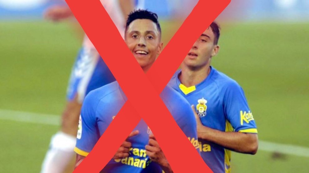 FrenteBlanquia1's tweet photo. Maikel Mesa, vales lo mismo que el escudo que besas...¡NADA! https://t.co/3Hm6TO5t5A