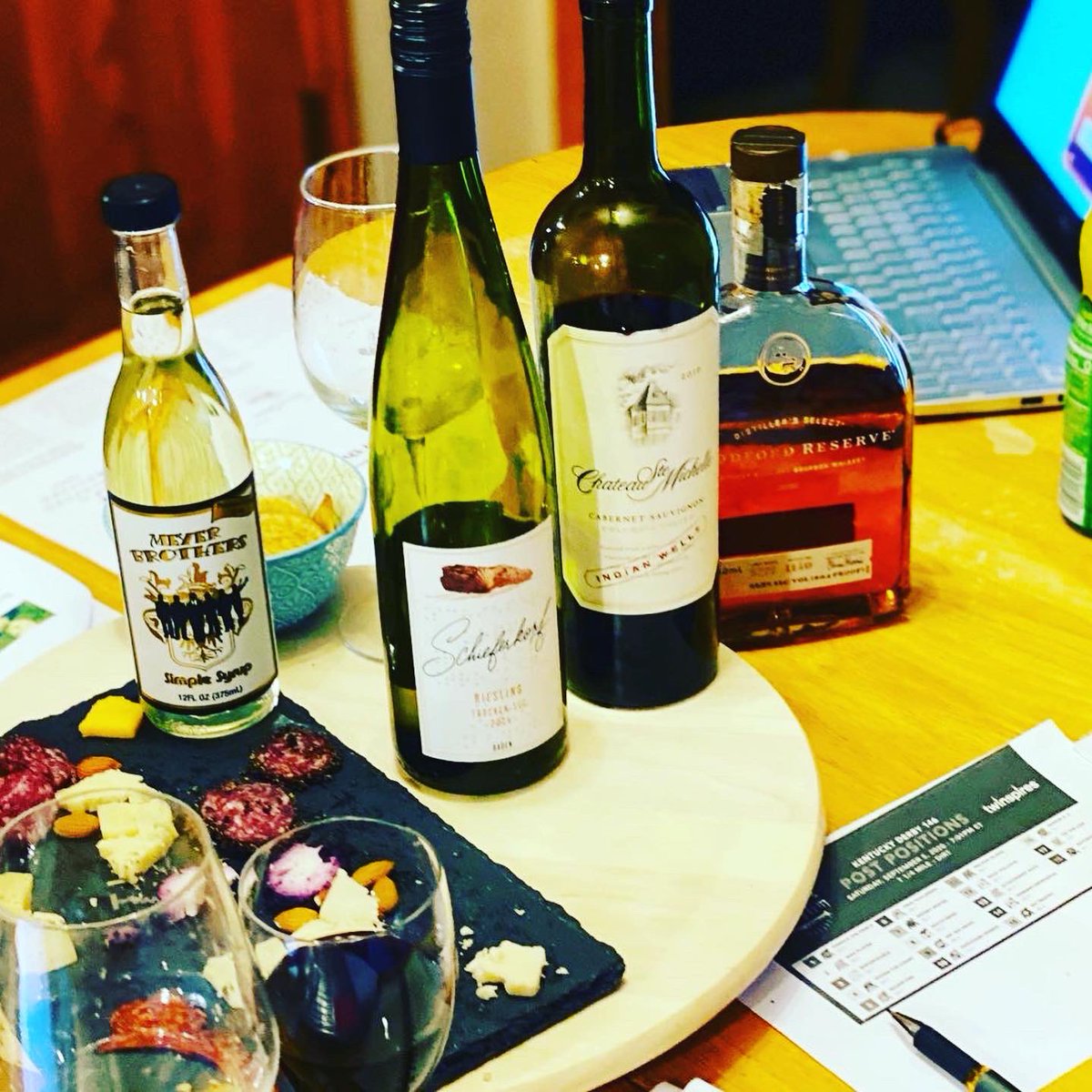 Arrow Gift Shop tweet media