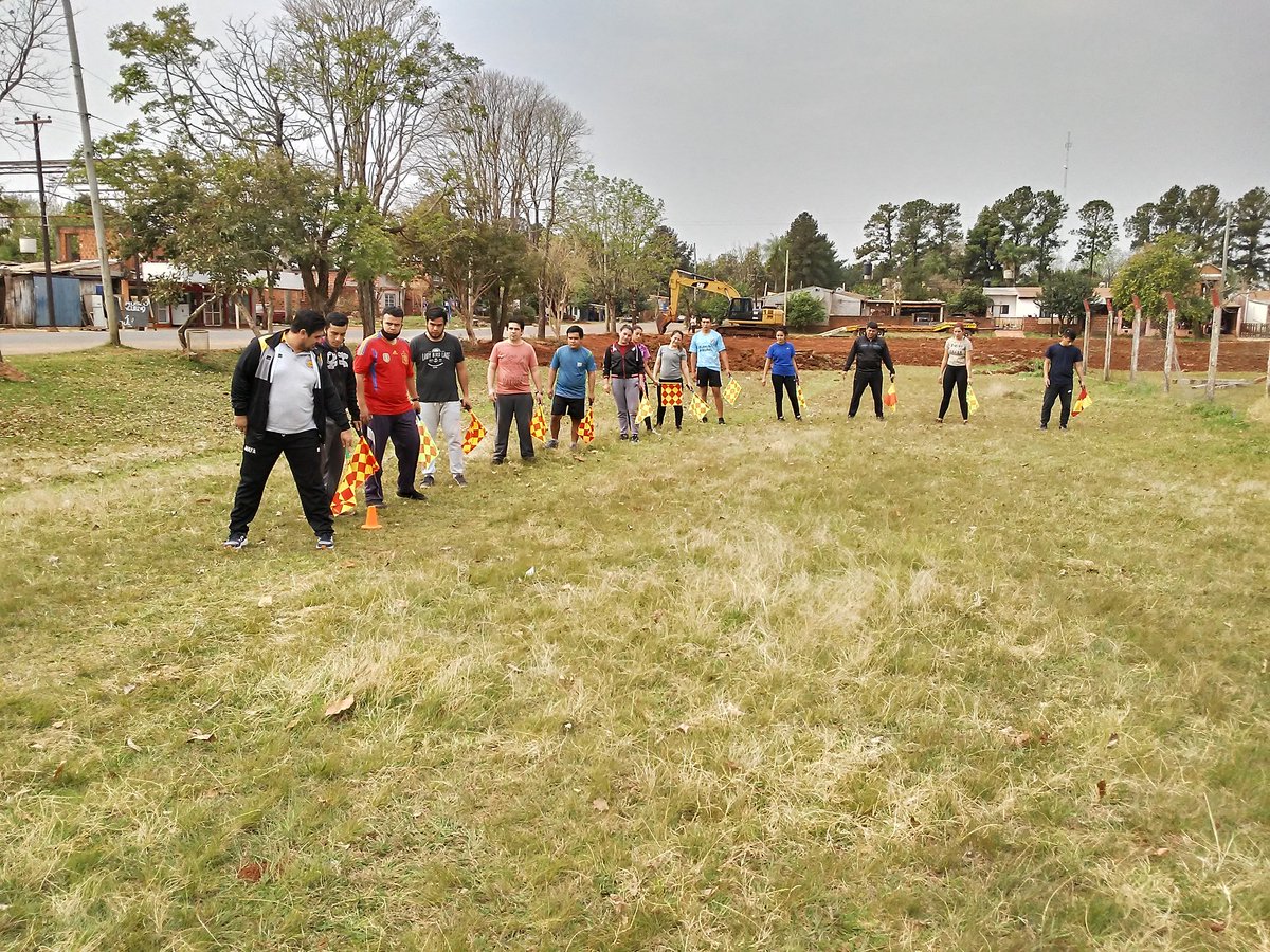 Septiembre con continuidad de clases...Curso de Árbitro de Fútbol Provincial..⚽⚽💪💪