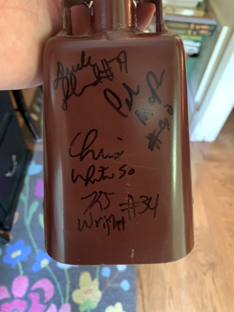 Dogintigerland tweet media