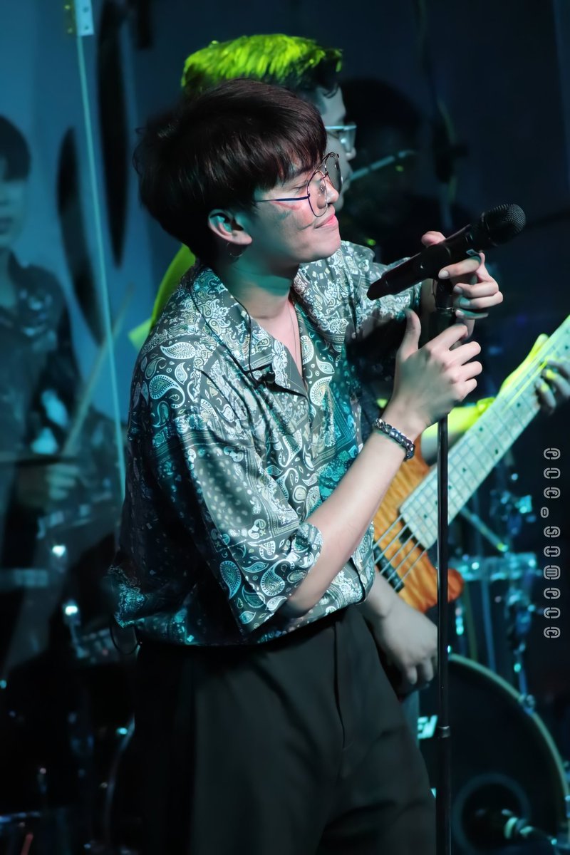 ple__simple's tweet photo. ช่วยปลอบใจดวงนี้...
ที่ยังคงคอย...💙
☆ NONT x GOOD ZONE ☆
#NONTTANONT
#GOODZONE
#nontfam
#ple_simple_gallely
4.9.2020 /@ GoodZone https://t.co/5C79uBt5xe
