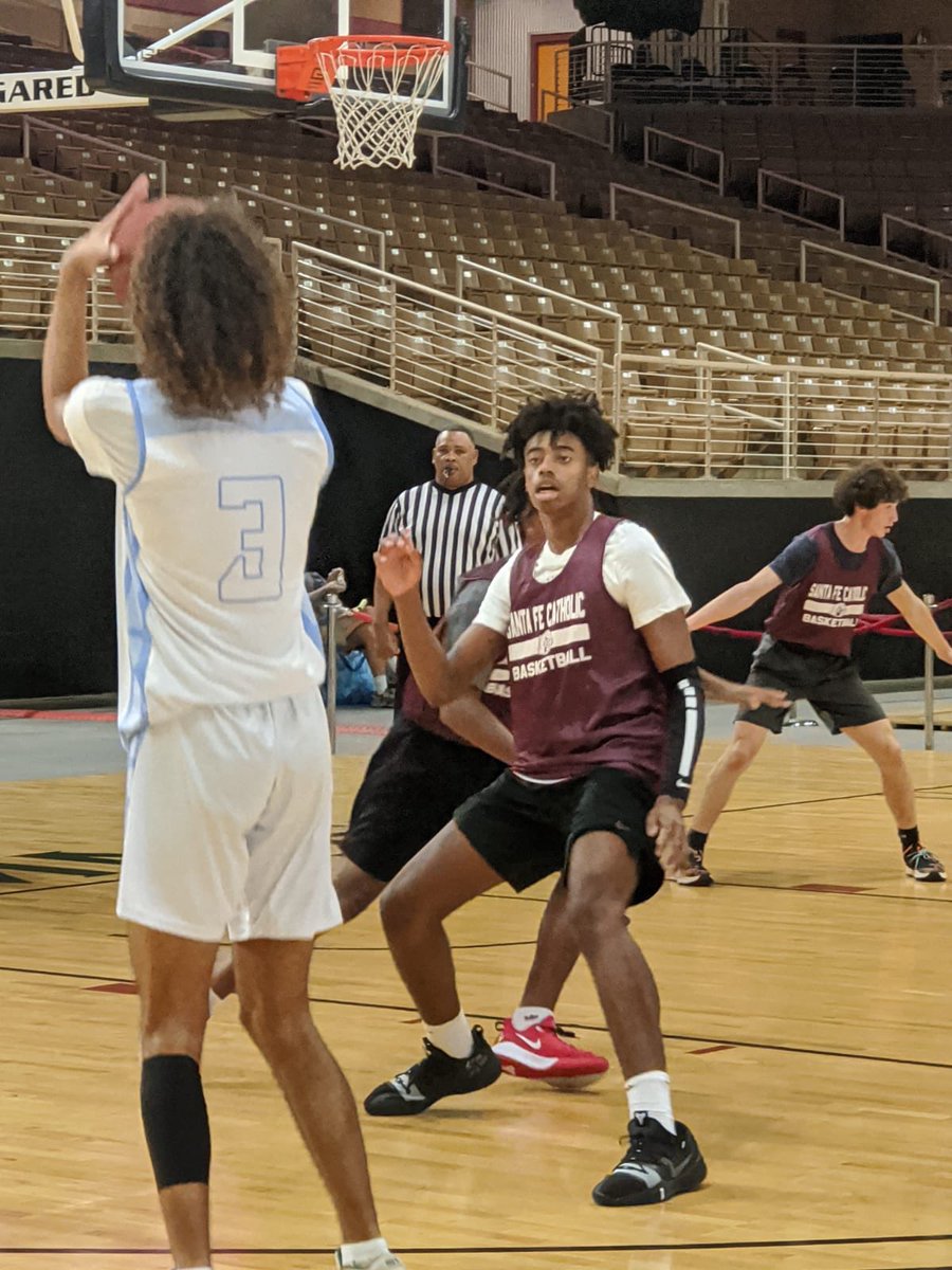 FLSharksClub's tweet photo. @BigBucketJ at #FABCamp @FABCHoops vs Santa Fe Catholic https://t.co/BX7OeVp6WM