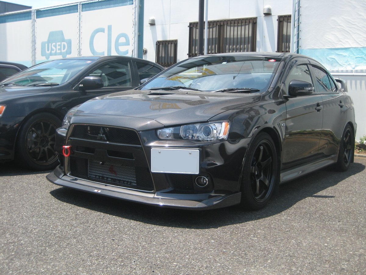 コルトスピード 公式 黒の日 本日9月6日は 黒の日 だそうです 黒にちなんでお客様のお車です 毎度の使い廻し画像で申し訳ありません 黒いエボ 特集