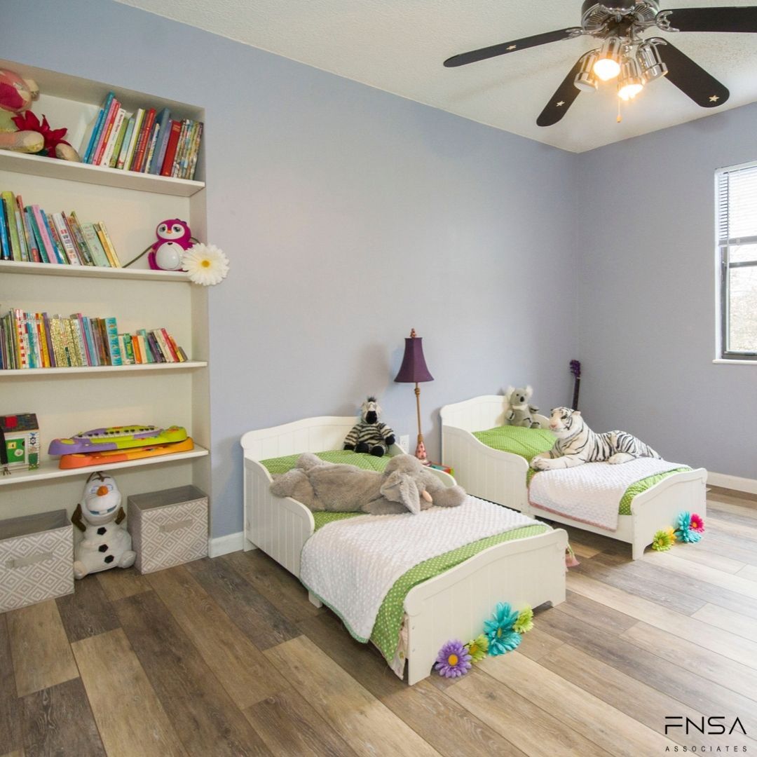 AssociatesFnsa's tweet photo. Kids bedroom should be as adorable and elegant as them. So here's a perfect bedroom with appropriate storage facility for books, toys, games, instruments and much more. Addition to this wooden flooring and fan chandelier adds charm to the look.
Contact https://t.co/S3h1iNRGKF now https://t.co/RUHsE3lwag