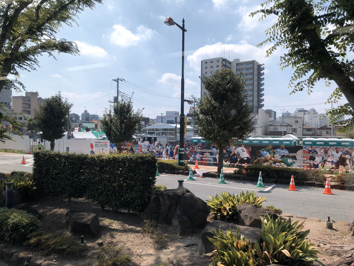 hiroki_npstjn's tweet photo. ちょうど一年前の今日、南アフリカ戦@熊谷でボランティア初陣
暑い日だったな〜💦
@kitakokubu
@KazruRWC2023
ありがとうございました😊
#RWC2019
#TeamNoSide https://t.co/vGFI3rBrW4
