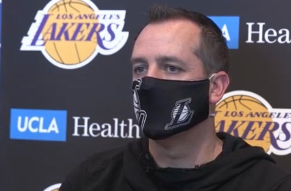 變陣在即！一眉哥擔任五號位的背後，湖人隊的小陣容還會有收穫嗎？-黑特籃球-NBA新聞影音圖片分享社區