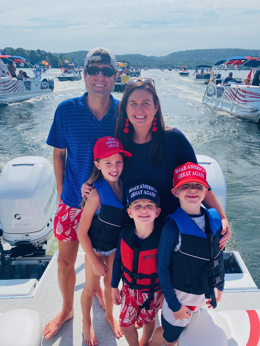 SarahHuckabee tweet picture