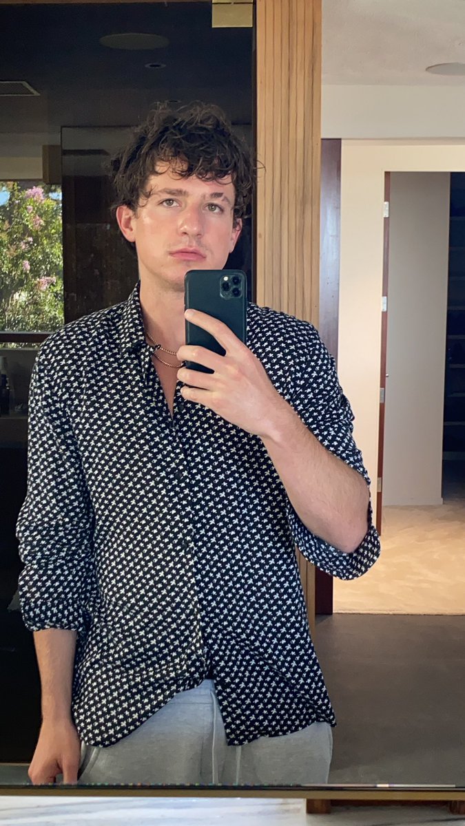 charlieputh's tweet photo. Pears 🍐 https://t.co/Awpz7klnBg