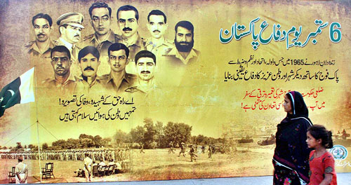 یہ غازی یہ تیرے پراسرار بندے،،
جنہیں تو نے بخشا ہے ذوقِ خدائی۔

Salute To All Shuhada and Ghazi's.

#DefenceDayStoryofGlory 
#DefenceDay 
#6thSeptember 
#6thSeptemberDefenceDay 
#Heroes_Of_Nation
