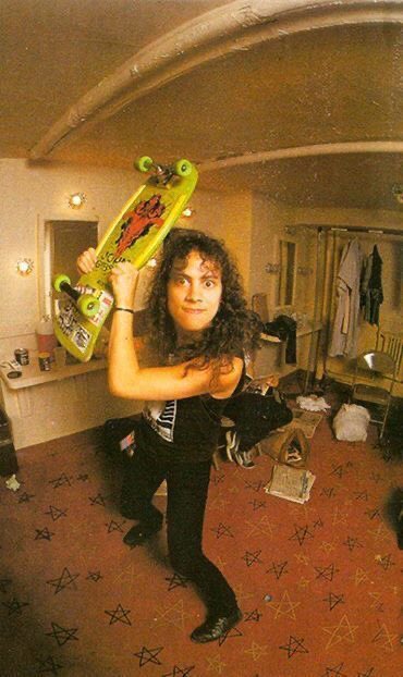 Metallicafan177's tweet photo. Skateboard bois 👌🏻🤘🏻 https://t.co/j5nlL1TmUB