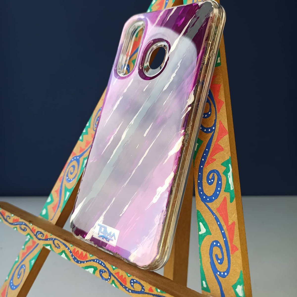 TulmaArt's tweet photo. Lleva tu obra favorita en tu case pintada a mano 🤩📲

#tulmaart #mty #monterrey #monterreycases #casesmonterrey #case #funda #carcasa #pintadoamano #handpaint #handpainted #art #artwork #arte #acrilico #abstractpainting #abstractart #samsung #pink #rosa #violeta #purple #morado https://t.co/6RF3Npqiiy