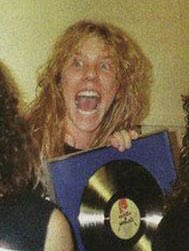 Metallicafan177's tweet photo. Me when I find my favorite record of Metallica at a record store https://t.co/ew7Mk18jL1