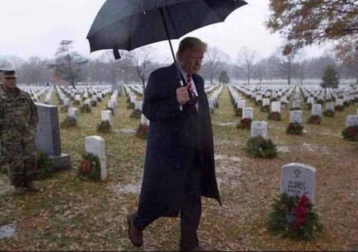 Shinehartt's tweet photo. #TrumpLovesVets #TrumpLovesOurMilitary #TrumpLOVESVeterans 
#TrumpLovesTheMilitary #TrumpLovesAmerica🇺🇸 #TrumpisBidenNightmare
Press can you deal with that? https://t.co/Qw0OItrHv5