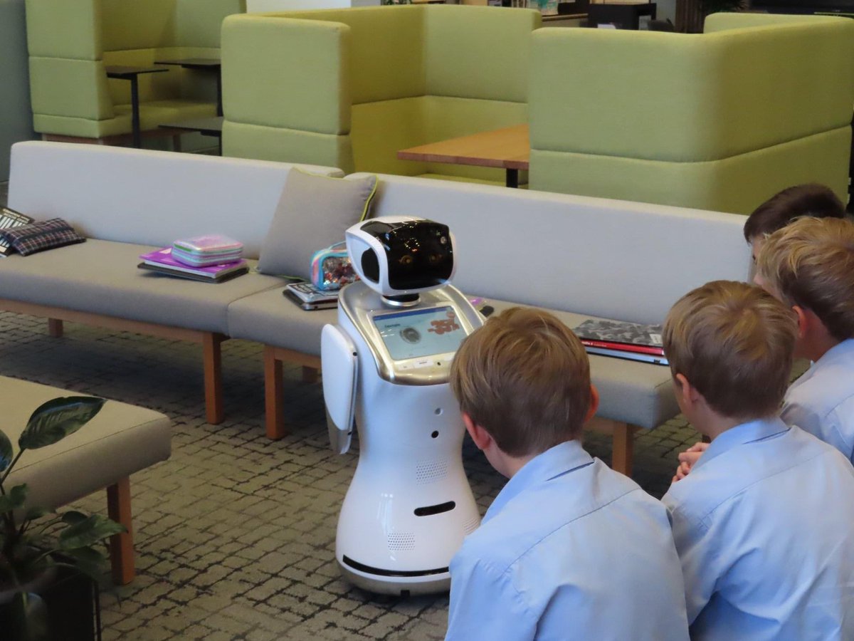 belpiggott's tweet photo. I have been working on this project for a while now. It was so exciting to see the ideas in action this week. I was also able to share with many other educators. #sanbot @Year6OC #LearningstOC #mathsmallgroups #teamworkmakesthedreamwork https://t.co/Rm0kLx8biC